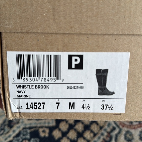 CLARKS  navy boots in excellent condition! - Picture 8 of 12